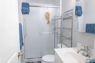 222 Claremont Ave, Verona, NJ 07044 - Photo 33