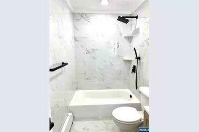 41 W Church Street 11 #11, Bergenfield, NJ 07621 - Photo 13