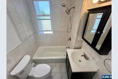 542 Valley Brook Avenue 3 #3, Lyndhurst Township, NJ 07071 - Photo 9