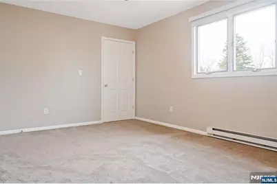 121 Pine Avenue, New Milford, NJ 07646 - Photo 17