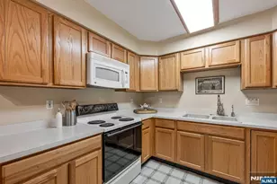 112 Cannella Way, Riverdale, NJ 07457 - Photo 11