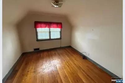 145 Beech Street, Belleville, NJ 07109 - Photo 9