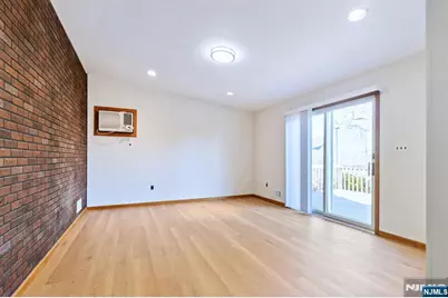 48 Center Court, Garfield, NJ 07026 - Photo 9