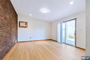 48 Center Ct, Garfield, NJ 07026 - Photo 9