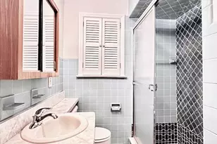 48 Center Ct, Garfield, NJ 07026 - Photo 27