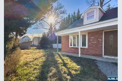 203 Snedeker Place, Northvale, NJ 07647 - Photo 3