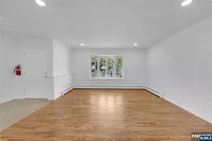 203 Snedeker Pl, Northvale, NJ 07647 - Photo 5