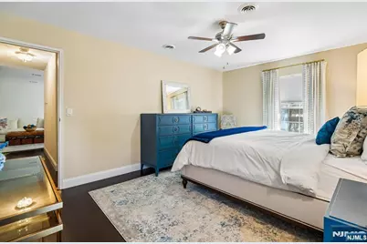 364 Ridgewood Avenue 3 #3, Ridgewood, NJ 07450 - Photo 15