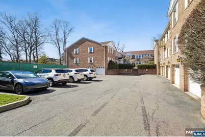 364 Ridgewood Avenue 3 #3, Ridgewood, NJ 07450 - Photo 27