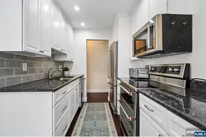 364 Ridgewood Avenue 3 #3, Ridgewood, NJ 07450 - Photo 11