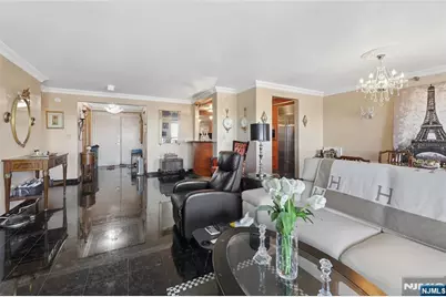 1512 Palisade Avenue 17A #17A, Fort Lee, NJ 07024 - Photo 5