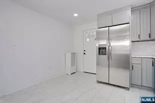 326 Ogden St, Orange, NJ 07050 - Photo 17