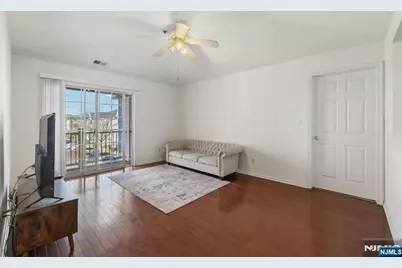 1131 Waterford Drive, Edison, NJ 08817 - Photo 17