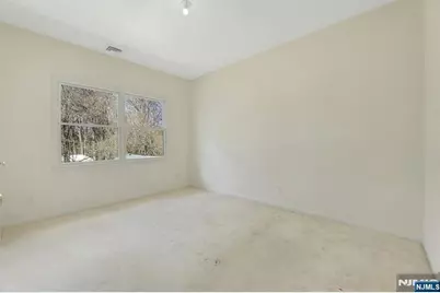 62 E Crescent, Mahwah, NJ 07430 - Photo 29