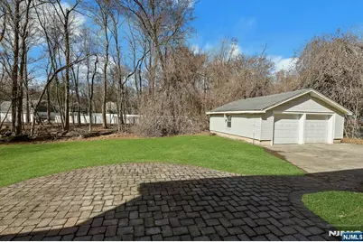 62 E Crescent, Mahwah, NJ 07430 - Photo 41