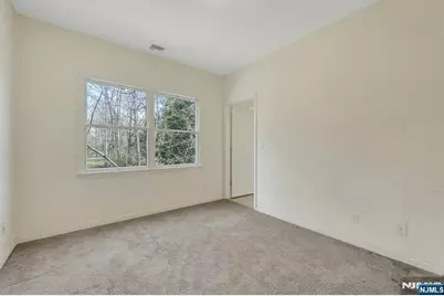 62 E Crescent, Mahwah, NJ 07430 - Photo 25