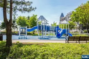 100-81 Shearwater, Jersey City, NJ 07305 - Photo 27