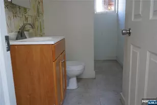 83 Roosevelt Ave, Butler, NJ 07405 - Photo 7