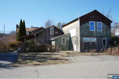 83 Roosevelt Avenue, Butler, NJ 07405 - Photo 1