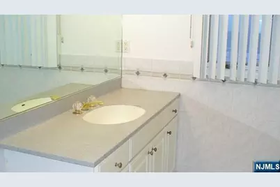 340 E Brinkerhoff Avenue A #A, Palisades Park, NJ 07650 - Photo 25