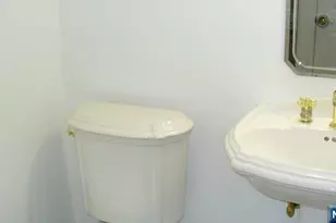 340 E Brinkerhoff Ave A, Palisades Park, NJ 07650 - Photo 7