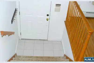 340 E Brinkerhoff Avenue A #A, Palisades Park, NJ 07650 - Photo 3