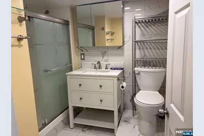 282 Harding Avenue 1st Floor #1st floor, Teaneck Township, NJ 07666 - Photo 19