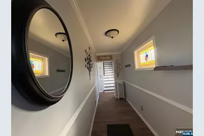 282 Harding Avenue 2nd Floor #2nd floor, Teaneck Township, NJ 07666 - Photo 3