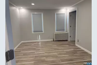 282 Harding Avenue 2nd Floor #2nd floor, Teaneck Township, NJ 07666 - Photo 11