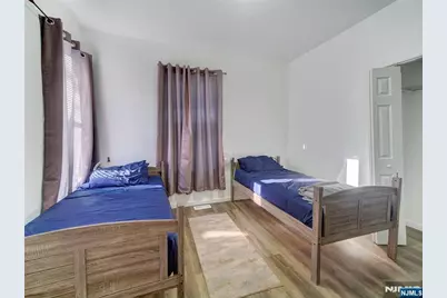 76 Amherst Street, East Orange, NJ 07018 - Photo 7