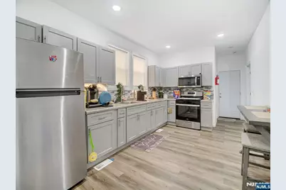 76 Amherst Street, East Orange, NJ 07018 - Photo 15