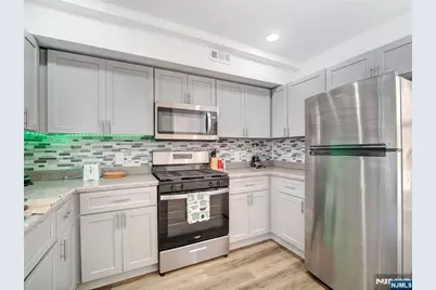 76 Amherst Street, East Orange, NJ 07018 - Photo 17