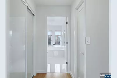 308 Nelson Court, Edgewater, NJ 07020 - Photo 23