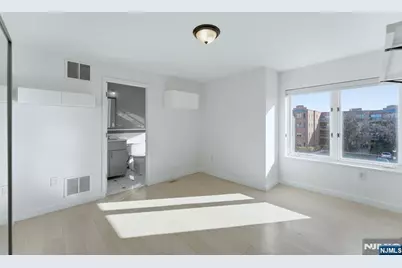 308 Nelson Court, Edgewater, NJ 07020 - Photo 27