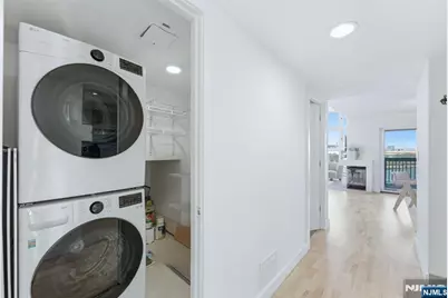 308 Nelson Court, Edgewater, NJ 07020 - Photo 29