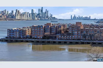 308 Nelson Court, Edgewater, NJ 07020 - Photo 35