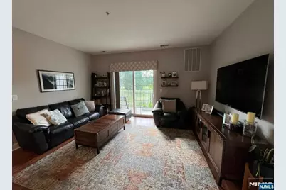 3111 Windsor Park Court 3111 #3111, Englewood, NJ 07631 - Photo 5
