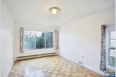6 S Garden Court, Garfield, NJ 07026 - Photo 15