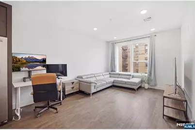 6401 Park Avenue 302 #302, West New York, NJ 07093 - Photo 5