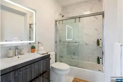 48 Grand Avenue 308 #308, Palisades Park, NJ 07650 - Photo 5