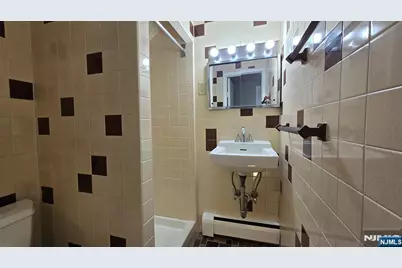 2-72 Saddle River Road, Fair Lawn, NJ 07410 - Photo 21