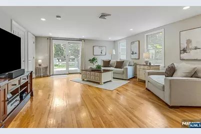 76 Carlton Avenue, Ho Ho Kus, NJ 07423 - Photo 11