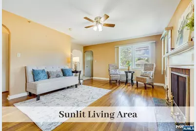 816 Summit Avenue, Hackensack, NJ 07601 - Photo 3