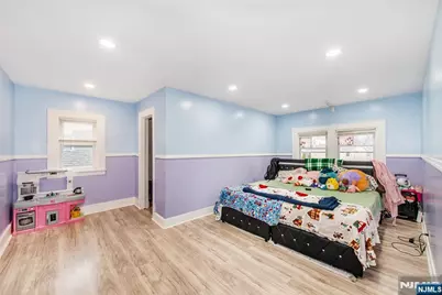 63 Mission Street, Montclair, NJ 07042 - Photo 17