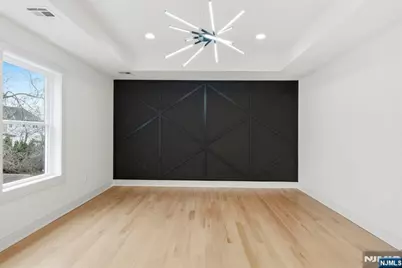 110 Platt Avenue, Saddle Brook Township, NJ 07663 - Photo 27