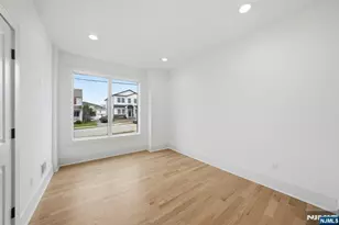 110 Platt Ave, Saddle Brook Township, NJ 07663 - Photo 21