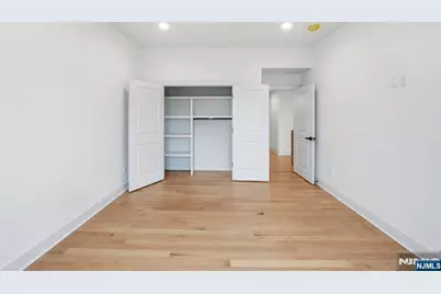 110 Platt Avenue, Saddle Brook Township, NJ 07663 - Photo 41