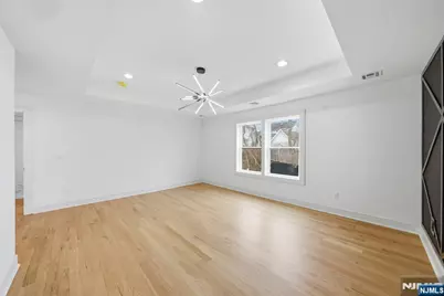110 Platt Avenue, Saddle Brook Township, NJ 07663 - Photo 29