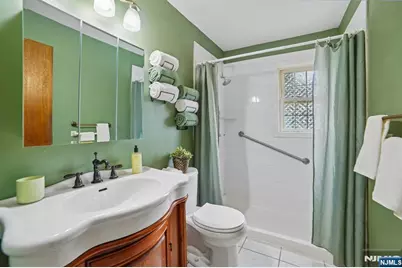 284 Madison Avenue, Cresskill, NJ 07626 - Photo 19