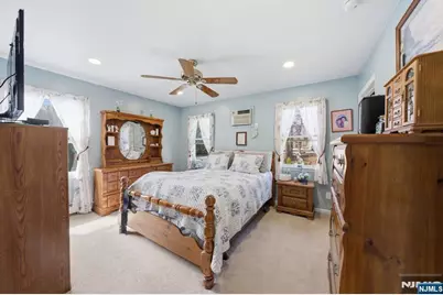 9 Vreeland Avenue, East Rutherford, NJ 07073 - Photo 15